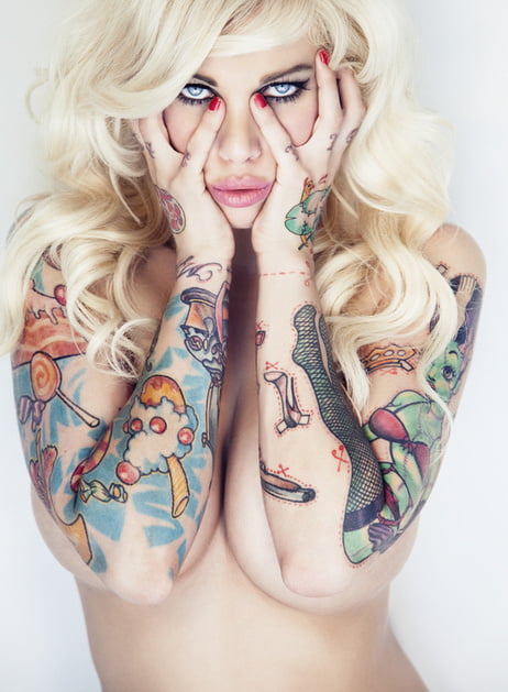 tattooed girls #100139031