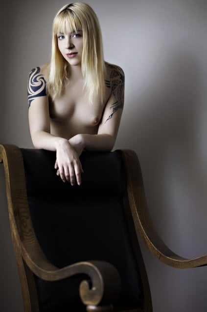 tattooed girls #100140425
