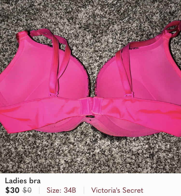 Mississippi Fitness Girl selling bombshell bras #89350803