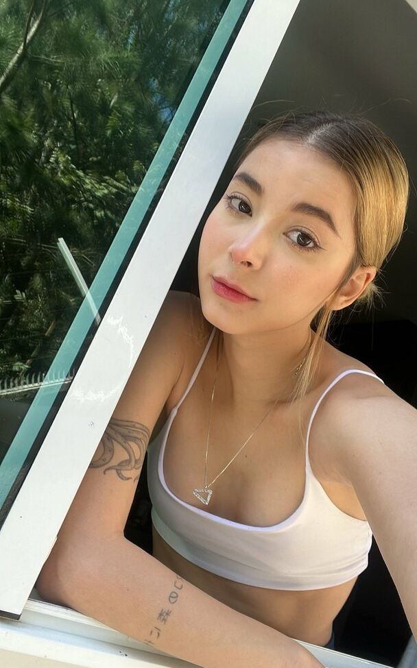 Thaiga desnuda #108654542