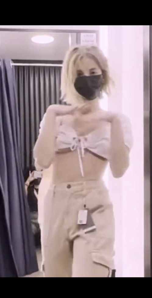 Thaiga desnuda #108654546