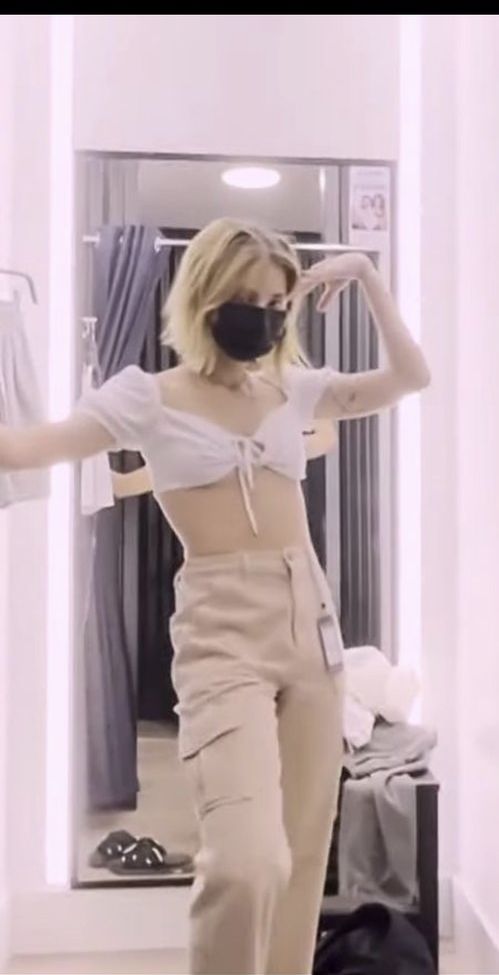 Thaiga desnuda #108654552