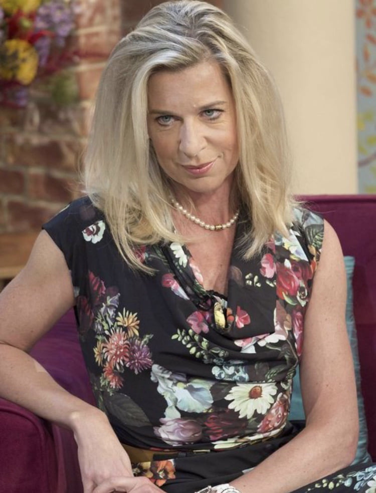 Sborra per la puttana milf bloccato su katie hopkins wank banca
 #93923514