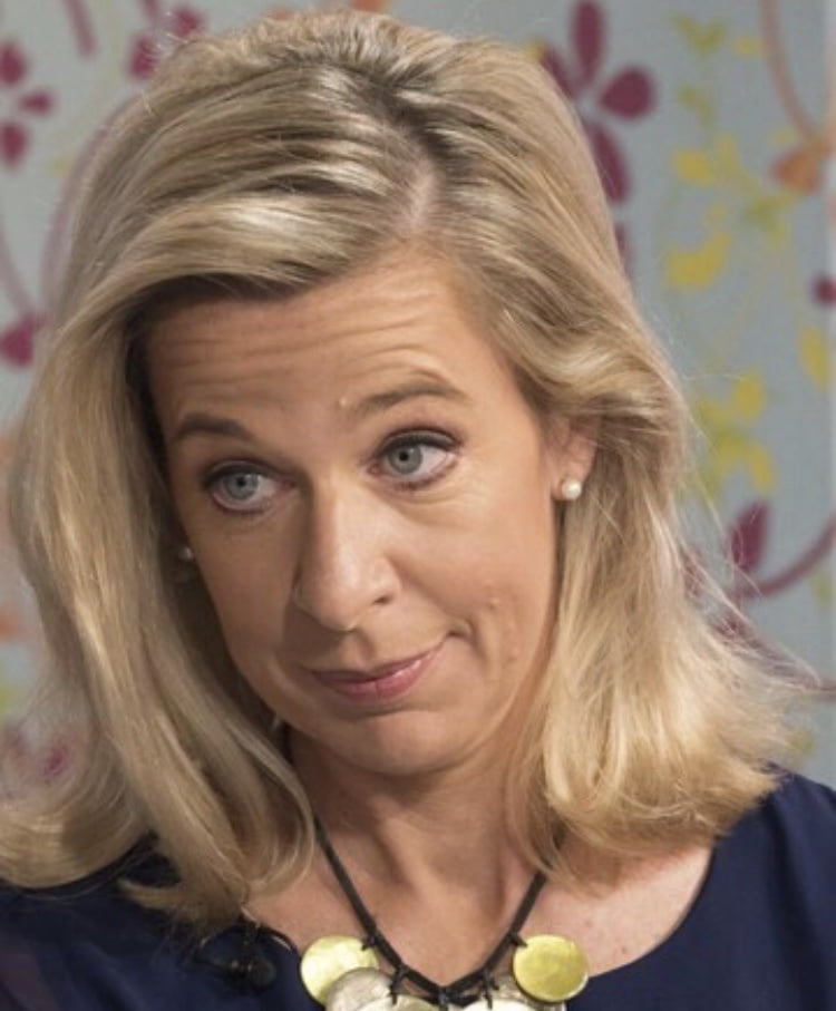 Sborra per la puttana milf bloccato su katie hopkins wank banca
 #93923528