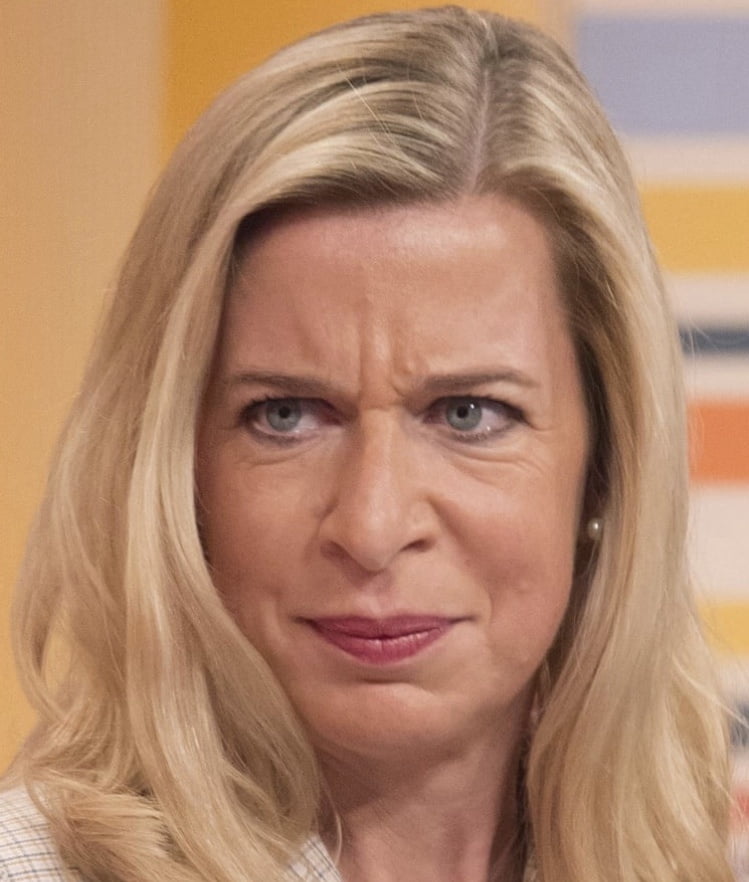 Sborra per la puttana milf bloccato su katie hopkins wank banca
 #93923532