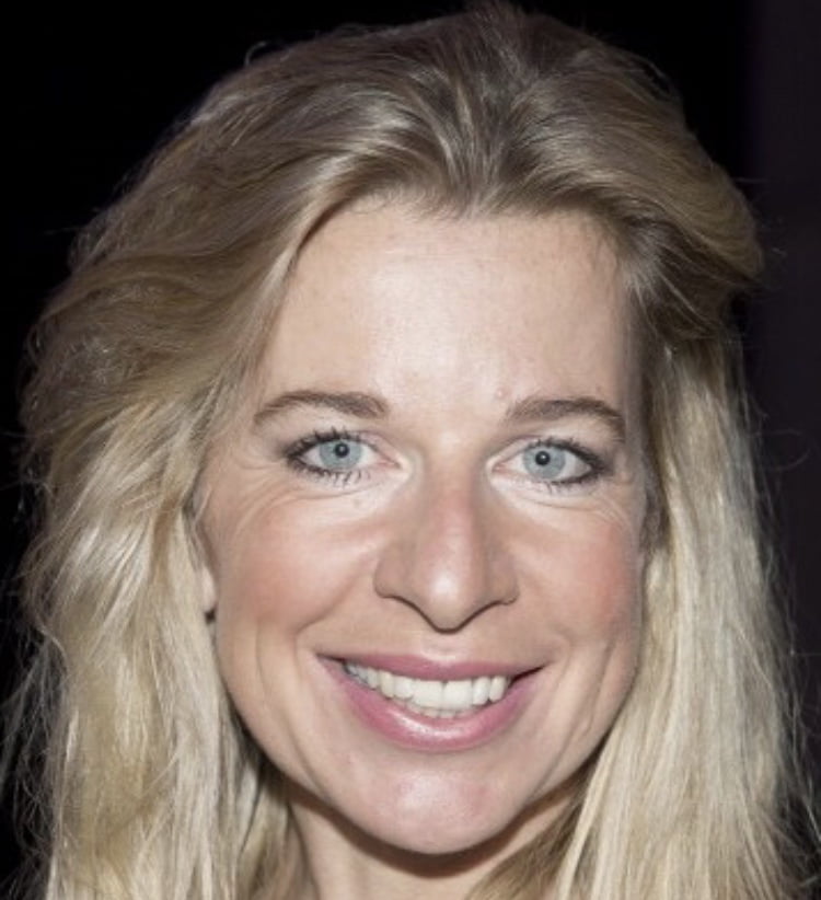 Sborra per la puttana milf bloccato su katie hopkins wank banca
 #93923535