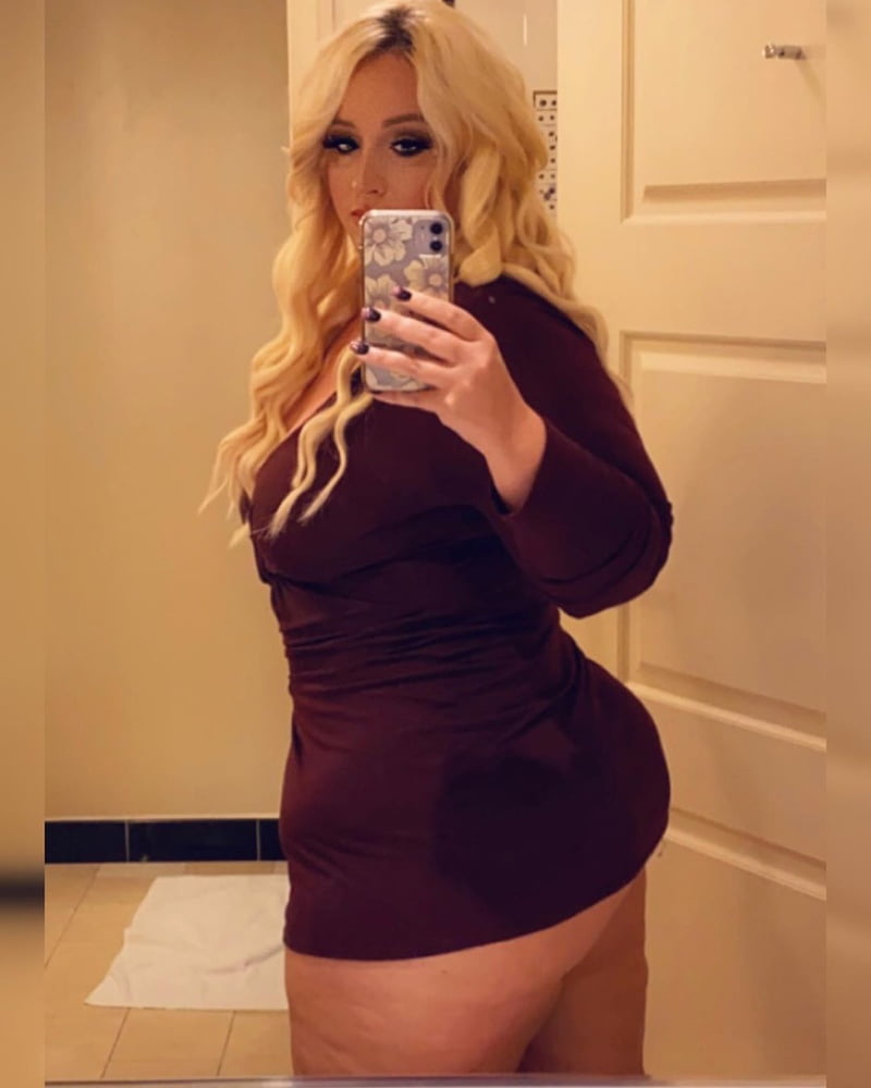 Thick Blonde #89854617