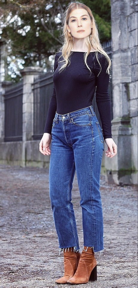 Rosamind Pike Faked wearing levis jeans #80418537