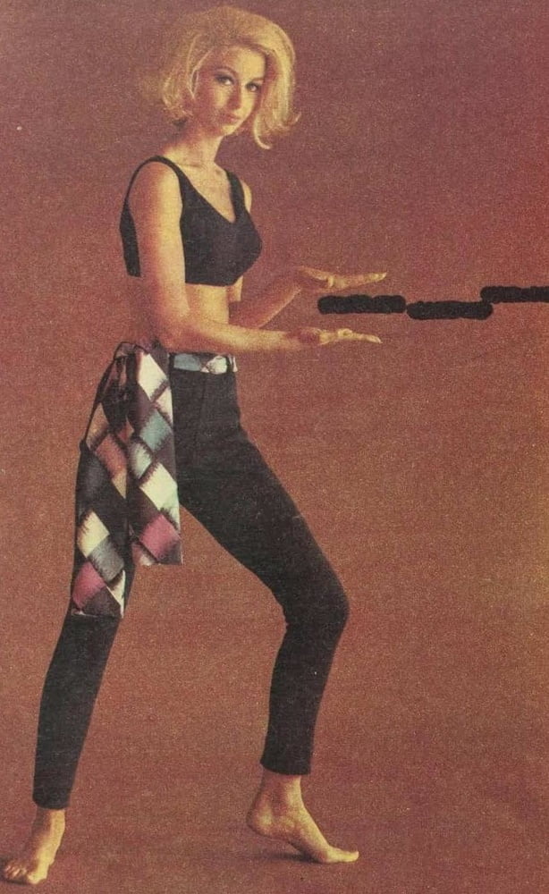 Preisverdaechtig
 #93042796