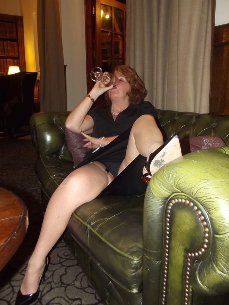 Matures mix 85
 #90231953