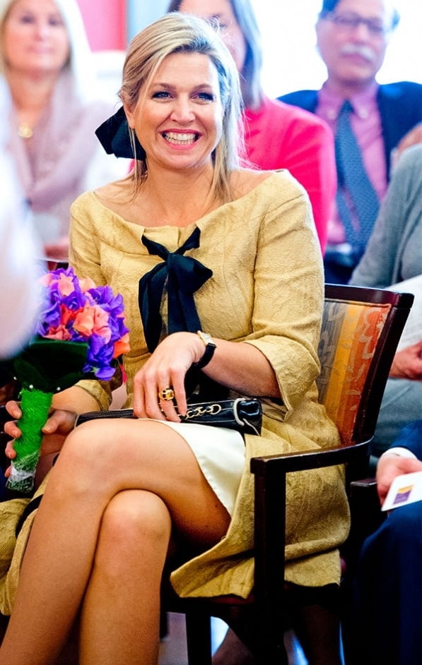 Matures mix 85
 #90231984