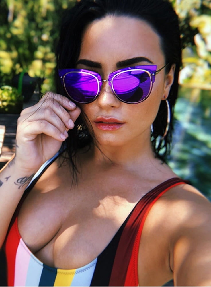 Demi Lovato #92803037
