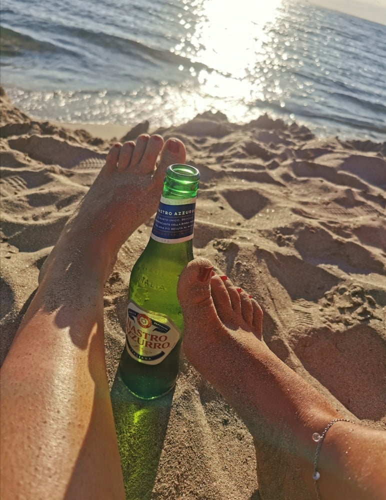 Sunday afternoon feet at the beach #89816550