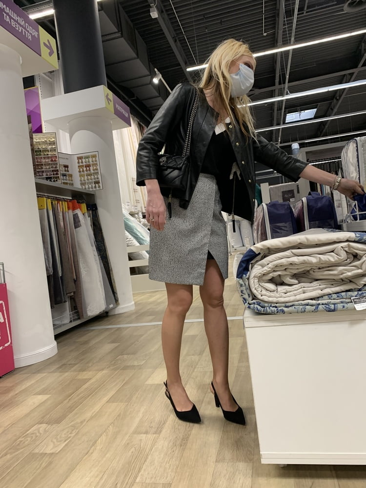 Upskirt business lady. milf mature upskirt. #97263103