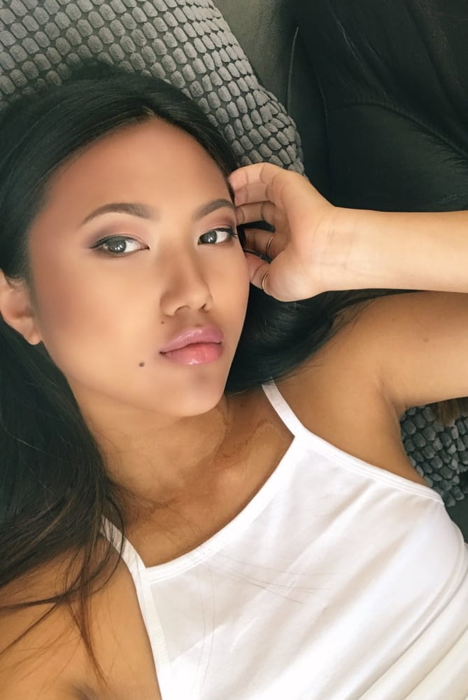 Carga de chicas asiáticas 6
 #90344436