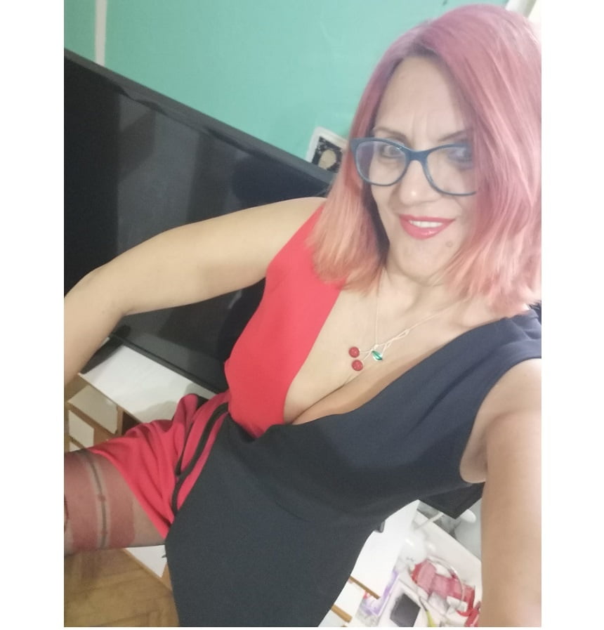 Rou rou rouian milfs 55 rou mom whore - ressemble à ma tante
 #96064176