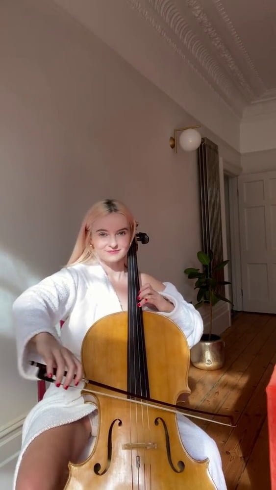 Grace chatto
 #95351436