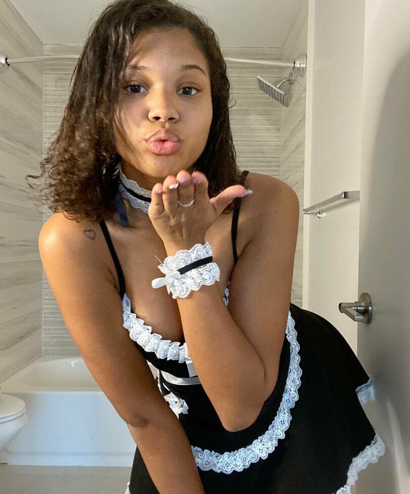 Michelle Anderson nude #109671918