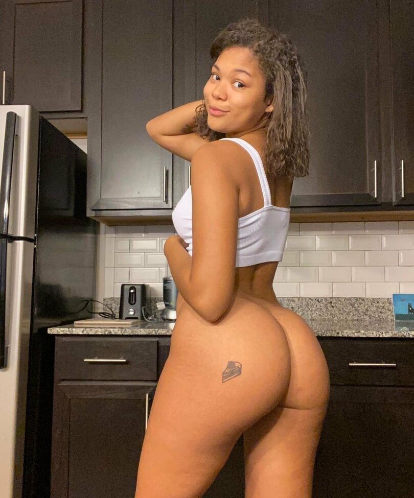 Michelle Anderson nude #109671923