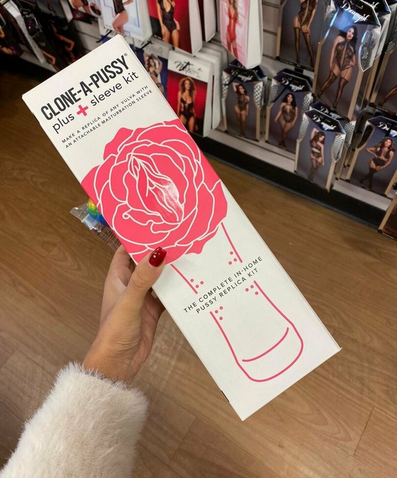 Michelle Anderson nude #109671938