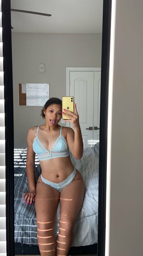 Michelle Anderson nude #109671952