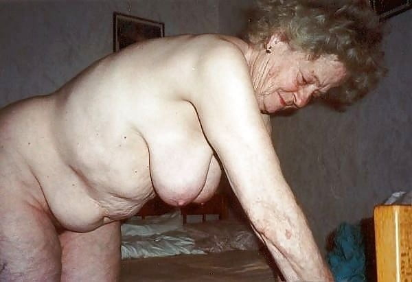 Granny&#039;s #106179999