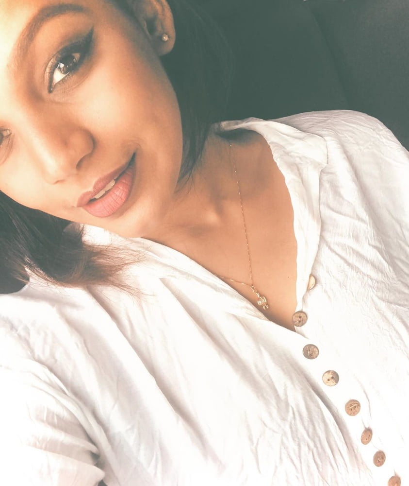 Kavindya adikari hot pics
 #104646401