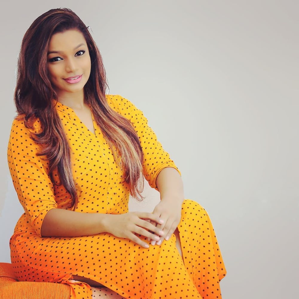 Kavindya adikari hot pics
 #104646412