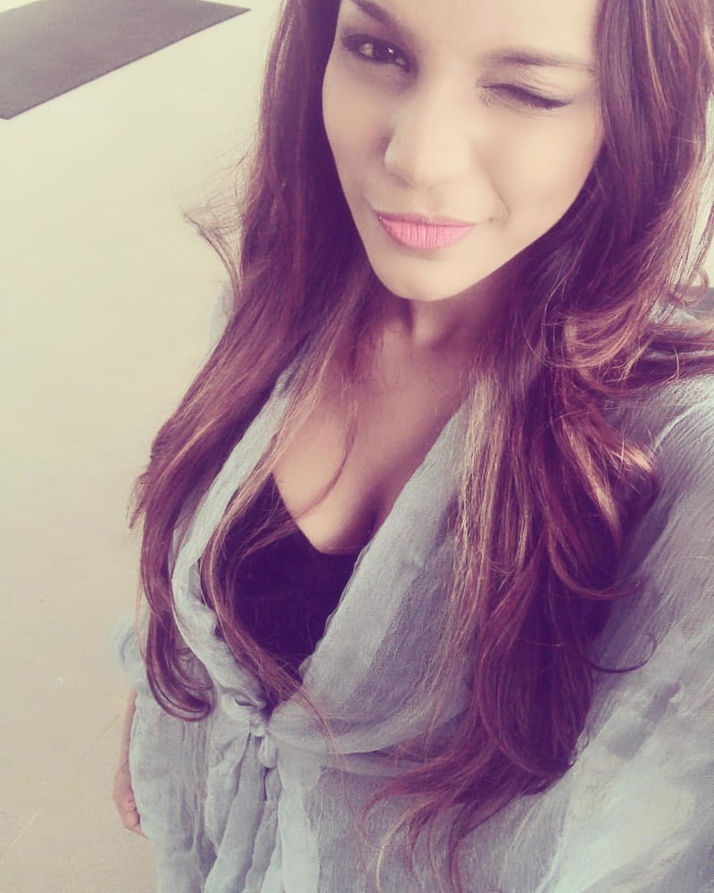 Kavindya adikari hot pics
 #104646442